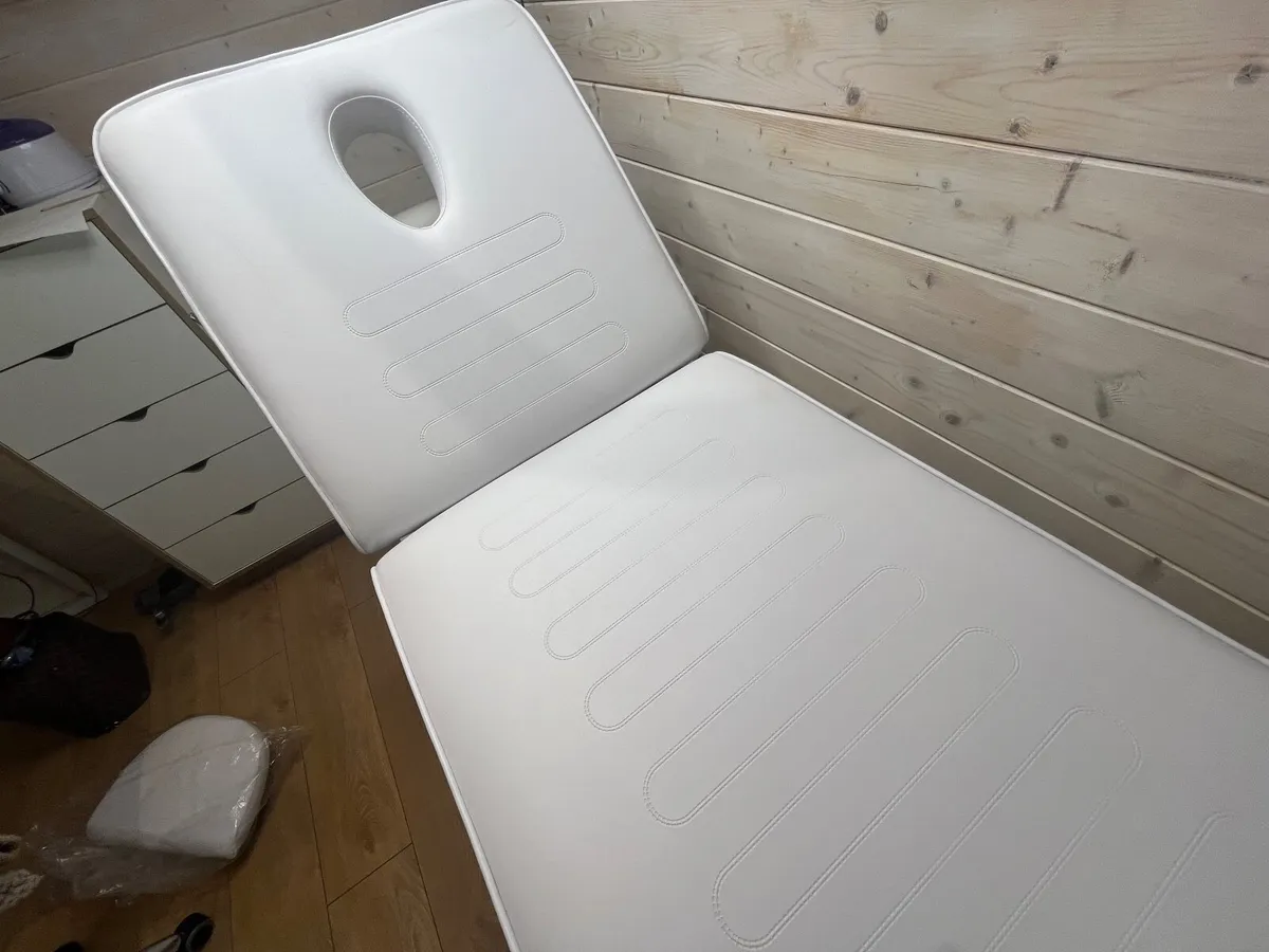 Beauty bed massage bed - Image 2