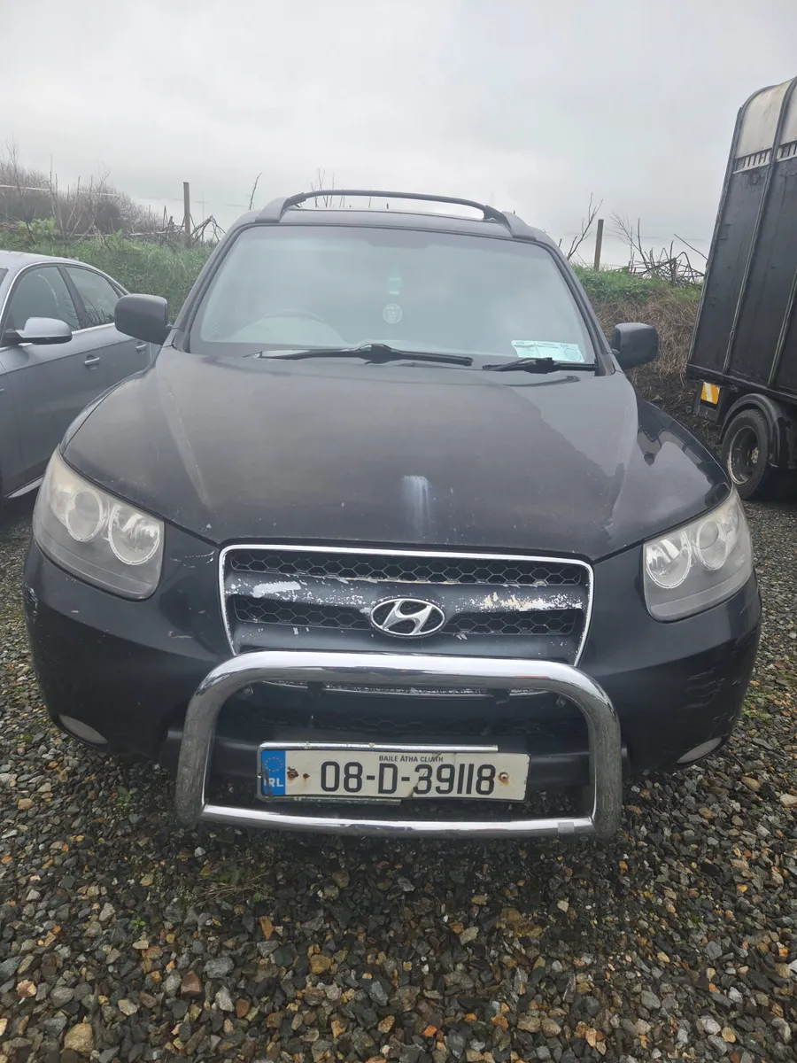 Hyundai santa fe - Image 2