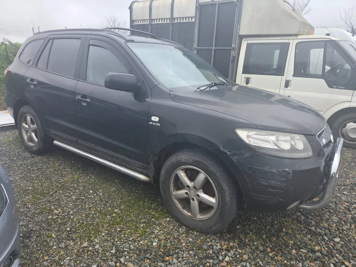 Hyundai santa fe - Image 3