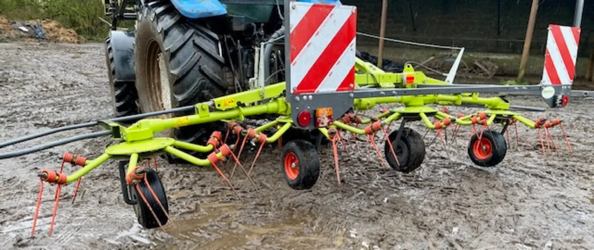 Claas Volto 55 Tedder - Image 4