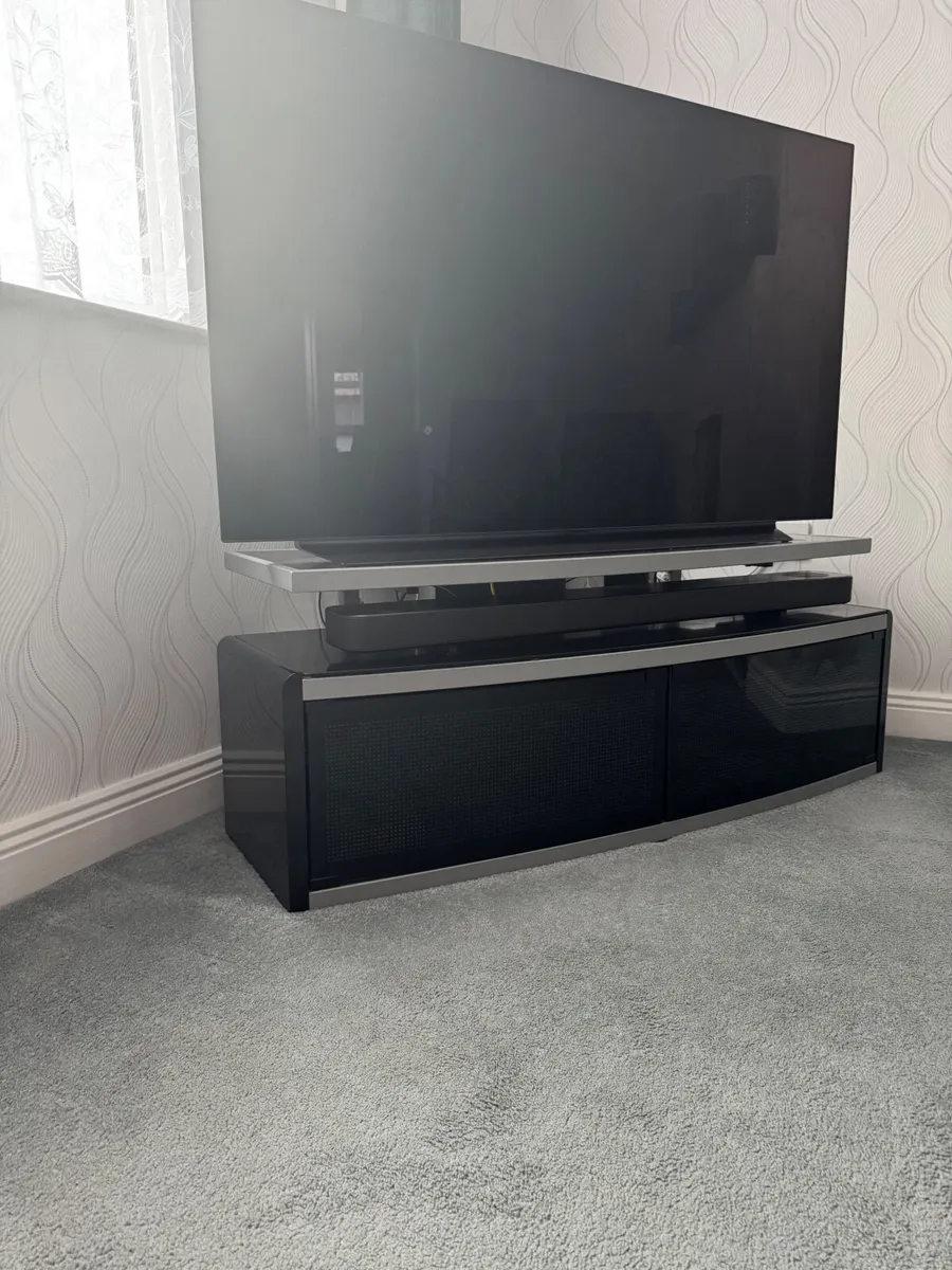 TV unit - Image 3