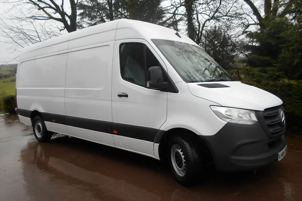 Mercedes-Benz Sprinter 2019 - Image 1