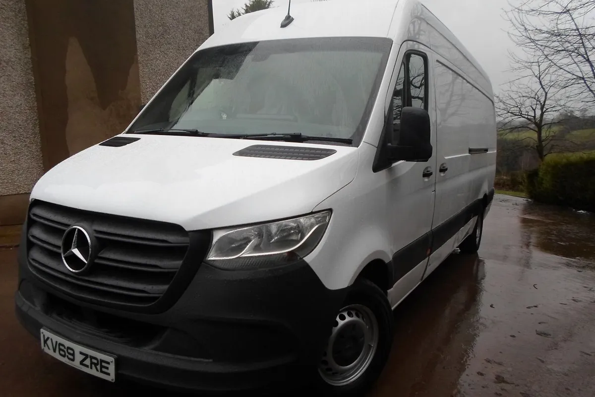 Mercedes-Benz Sprinter 2019 - Image 2