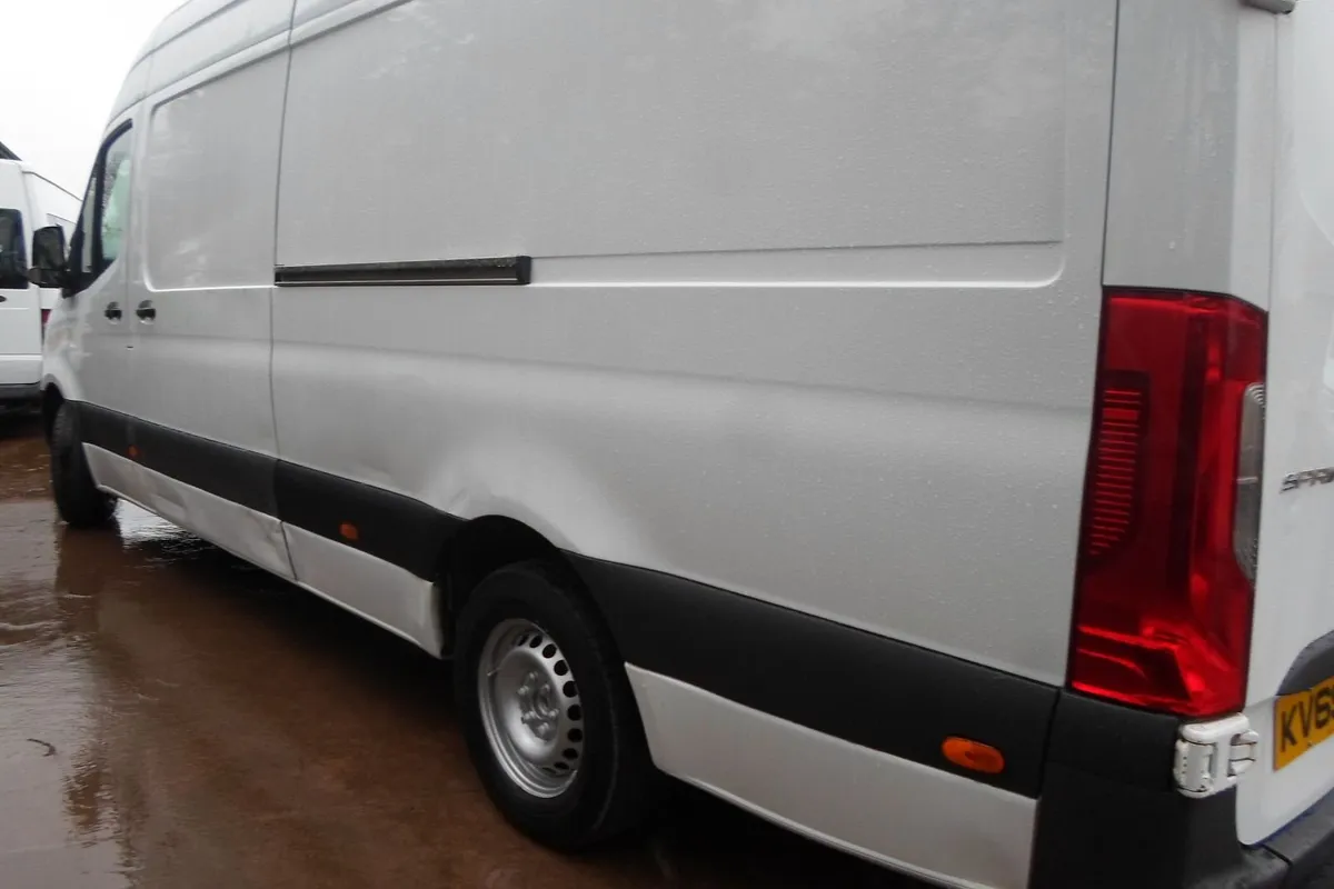 Mercedes-Benz Sprinter 2019 - Image 3