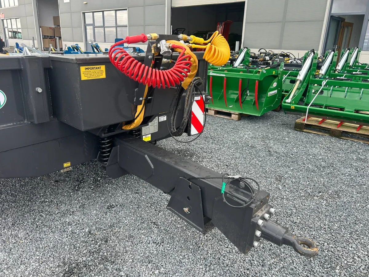 SLS Tri Axle Low Loader - Image 3