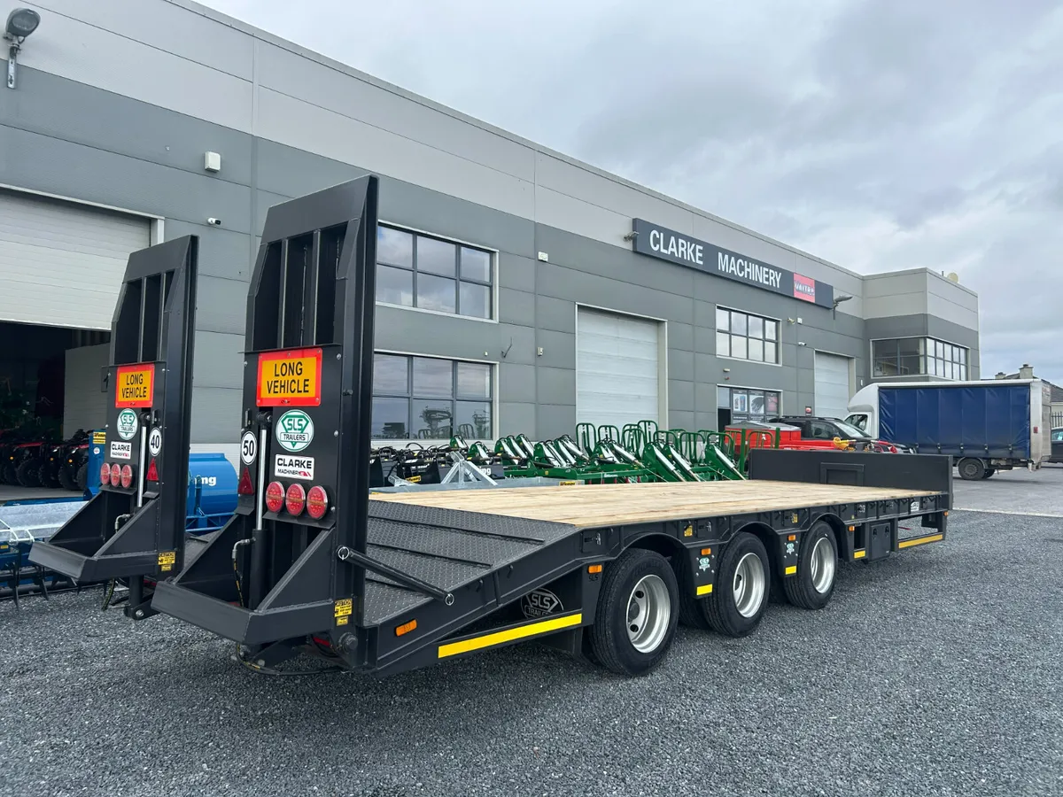 SLS Tri Axle Low Loader - Image 2