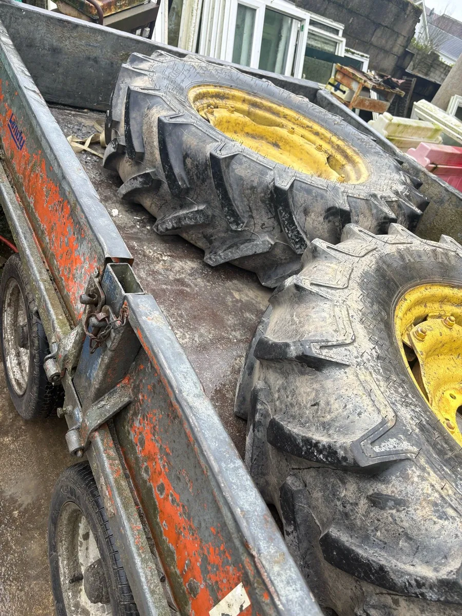 John Deere front tyres - Image 2