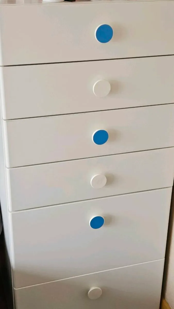 Chest of drawers - Image 3