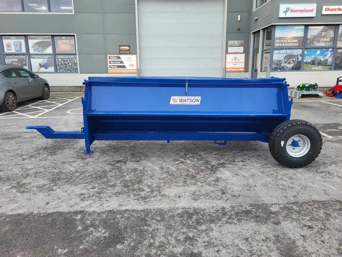 Watson Mobile Hogget Feeder - Image 2