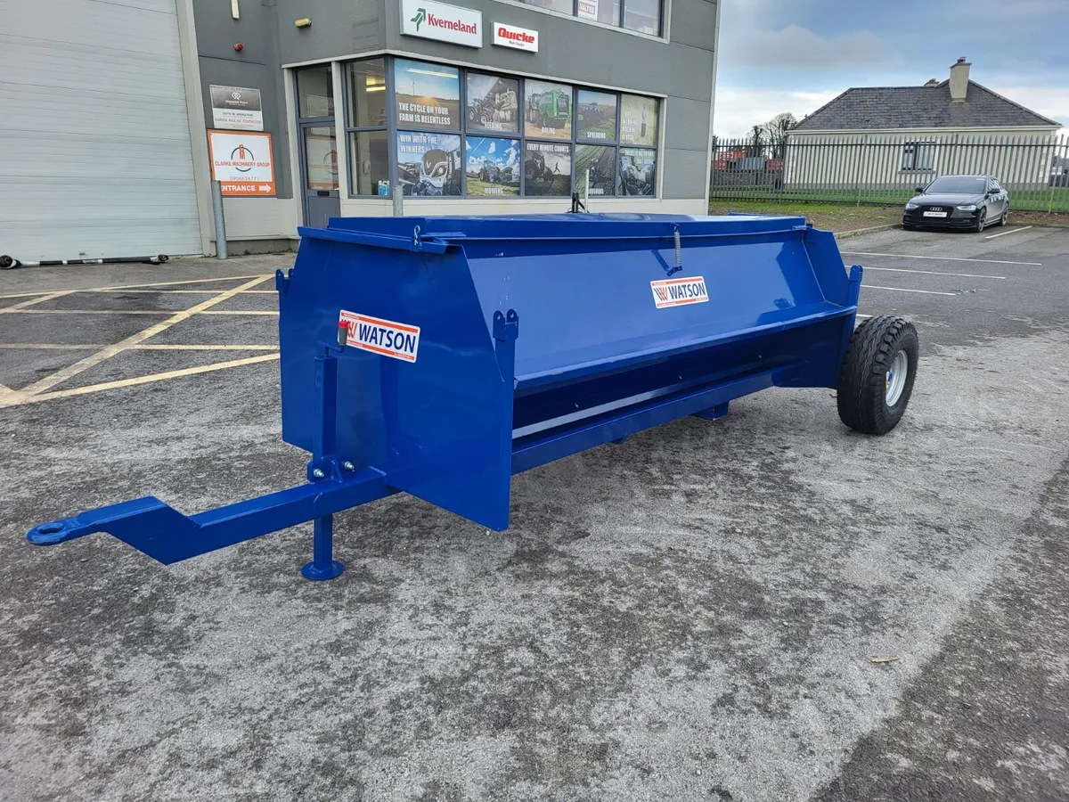 Watson Mobile Hogget Feeder - Image 1