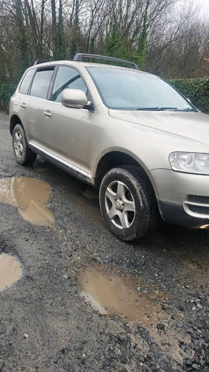 Vw touareg crewcab doe aug 26 - Image 4