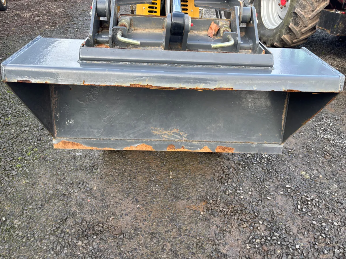 New/unused ck80 Skidsteer (petrol) - Image 4