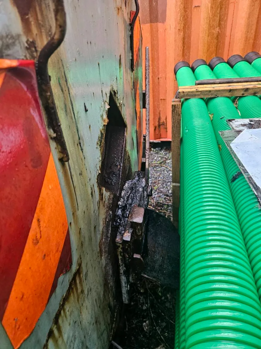 Mastic Trailer - Image 4