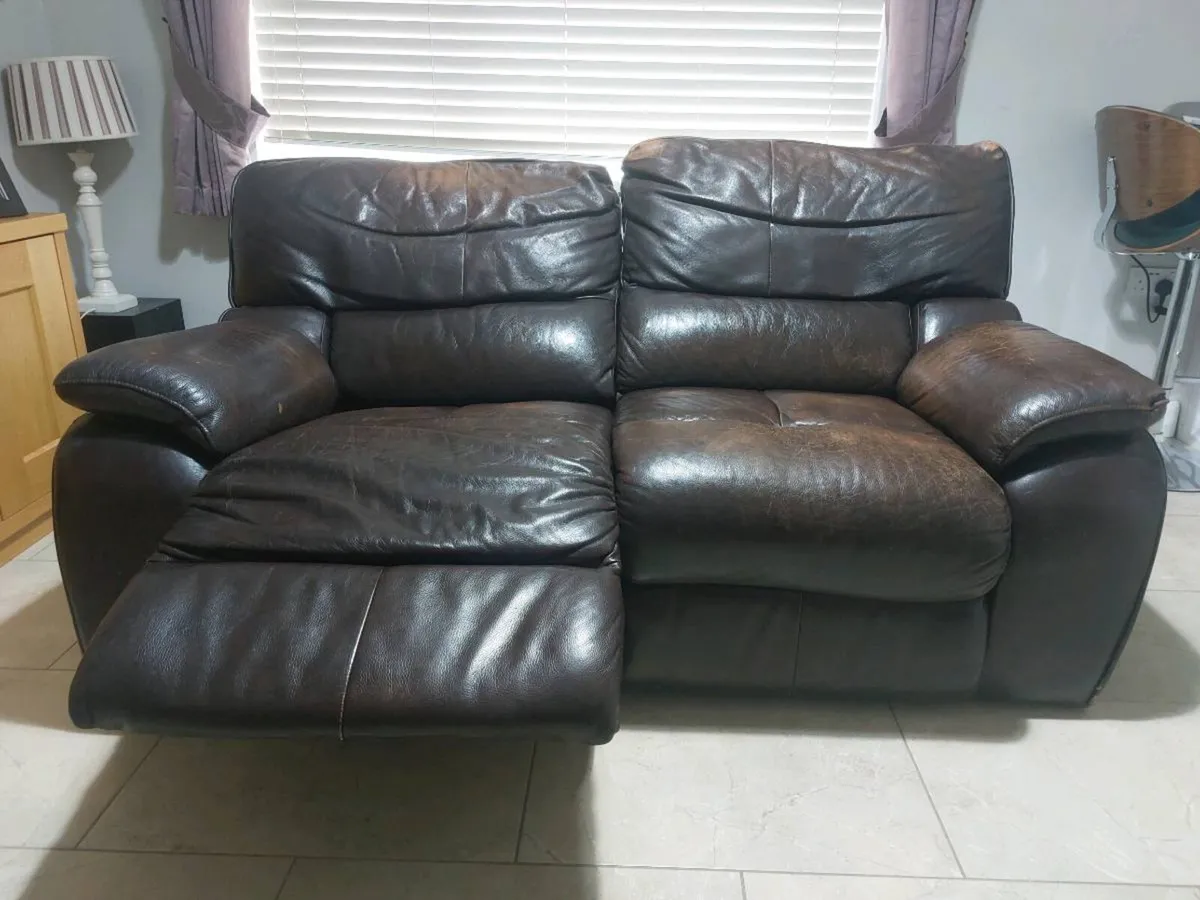 Leather Electric two seater sofa in good condition - Image 2