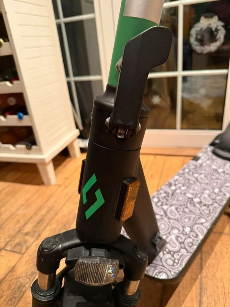 Loco Motion Pro Scooter - Image 4