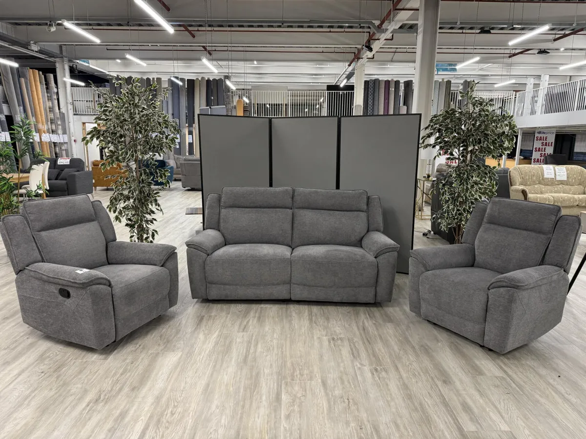 Interior Furniture Auction **Now Live** - Image 3