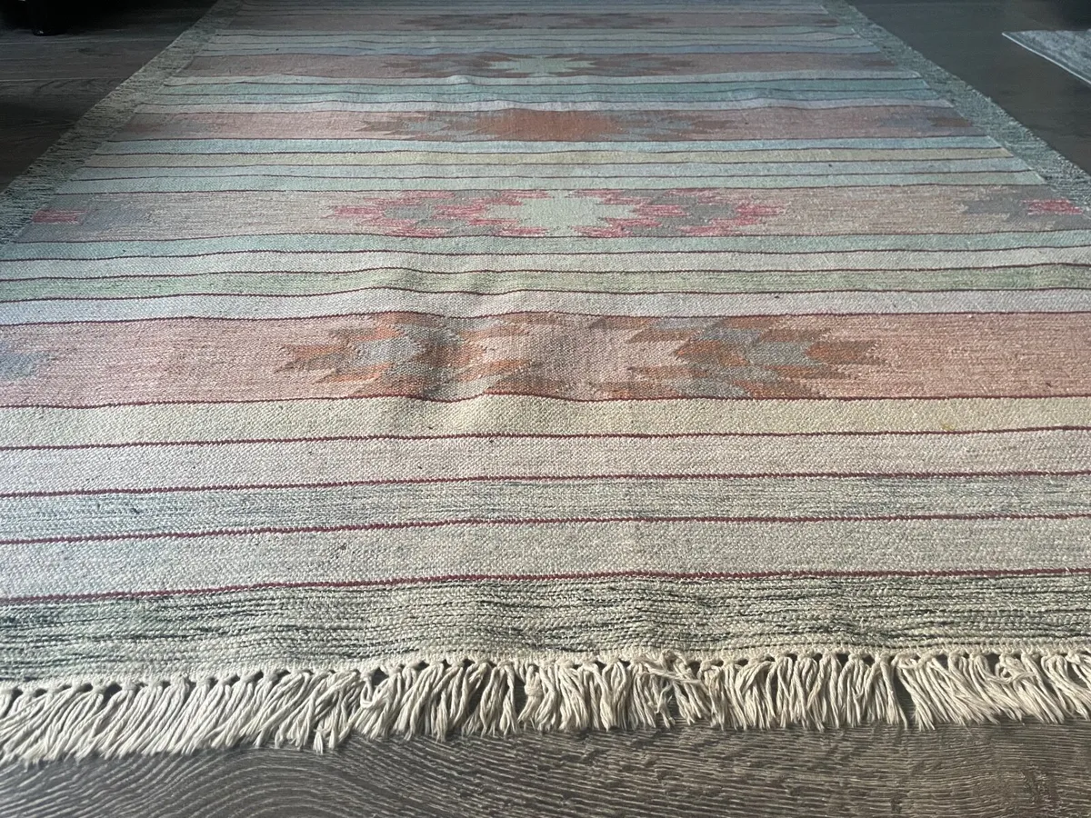Rug - Image 2