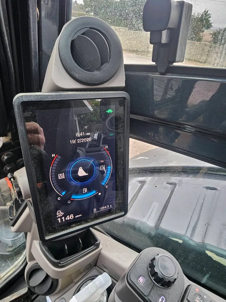 Kubota 5 ton excavator u50-5 - Image 2