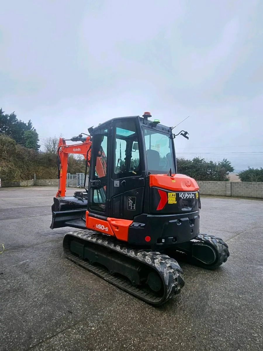 Kubota 5 ton excavator u50-5 - Image 1