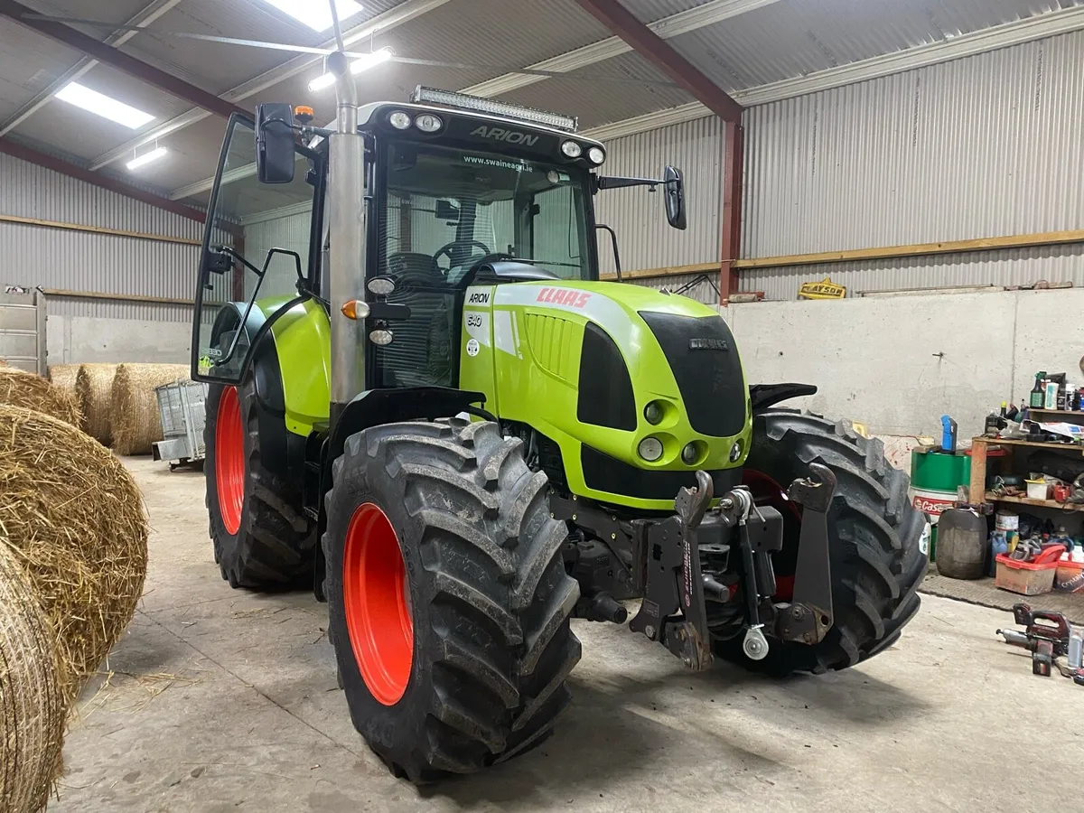 ⛔️Wanted Mx Loader brackets for claas 640 ⛔️ - Image 1