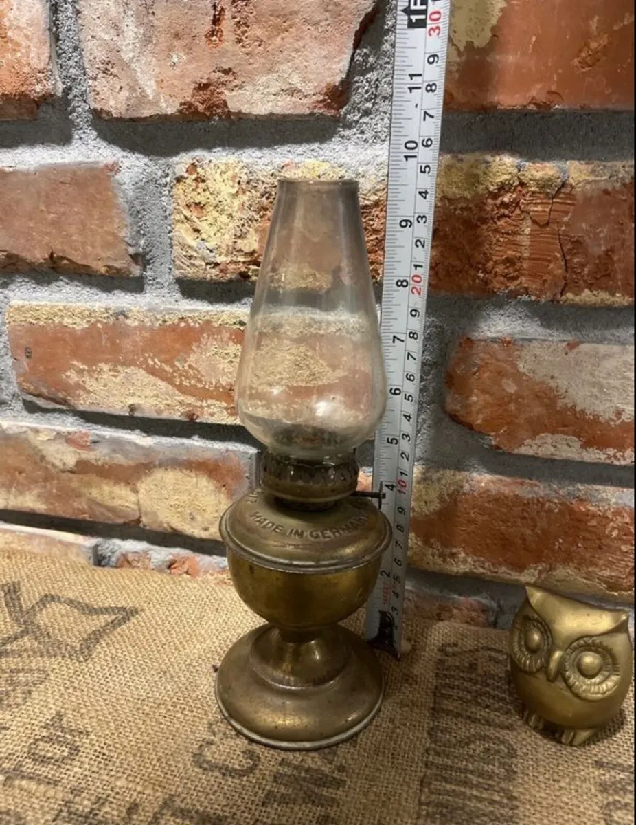 Vintage oil lamp - Image 4