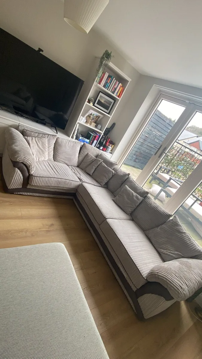 Corner Sofa - Image 1