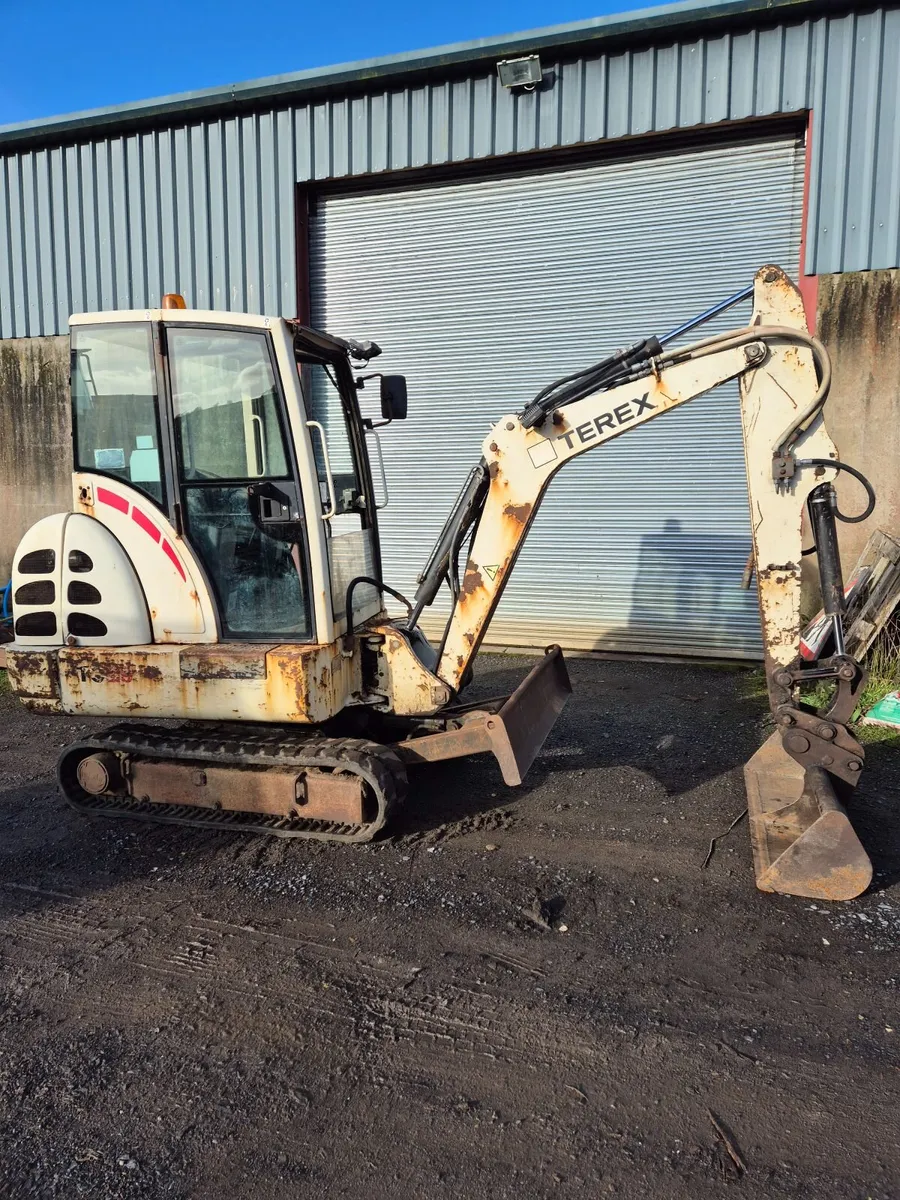 Terex TC29 Excavator - Image 1