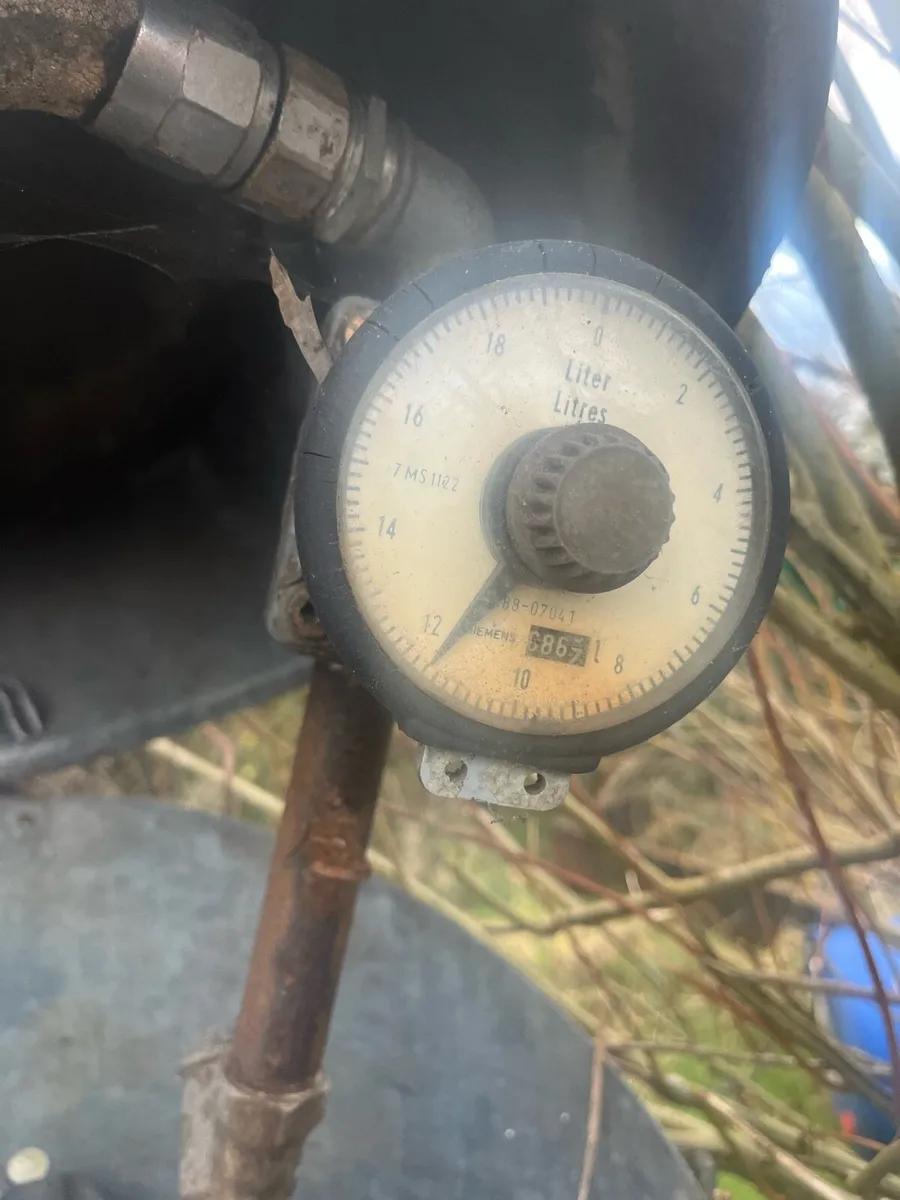 Diesel Tank with pump - Image 3