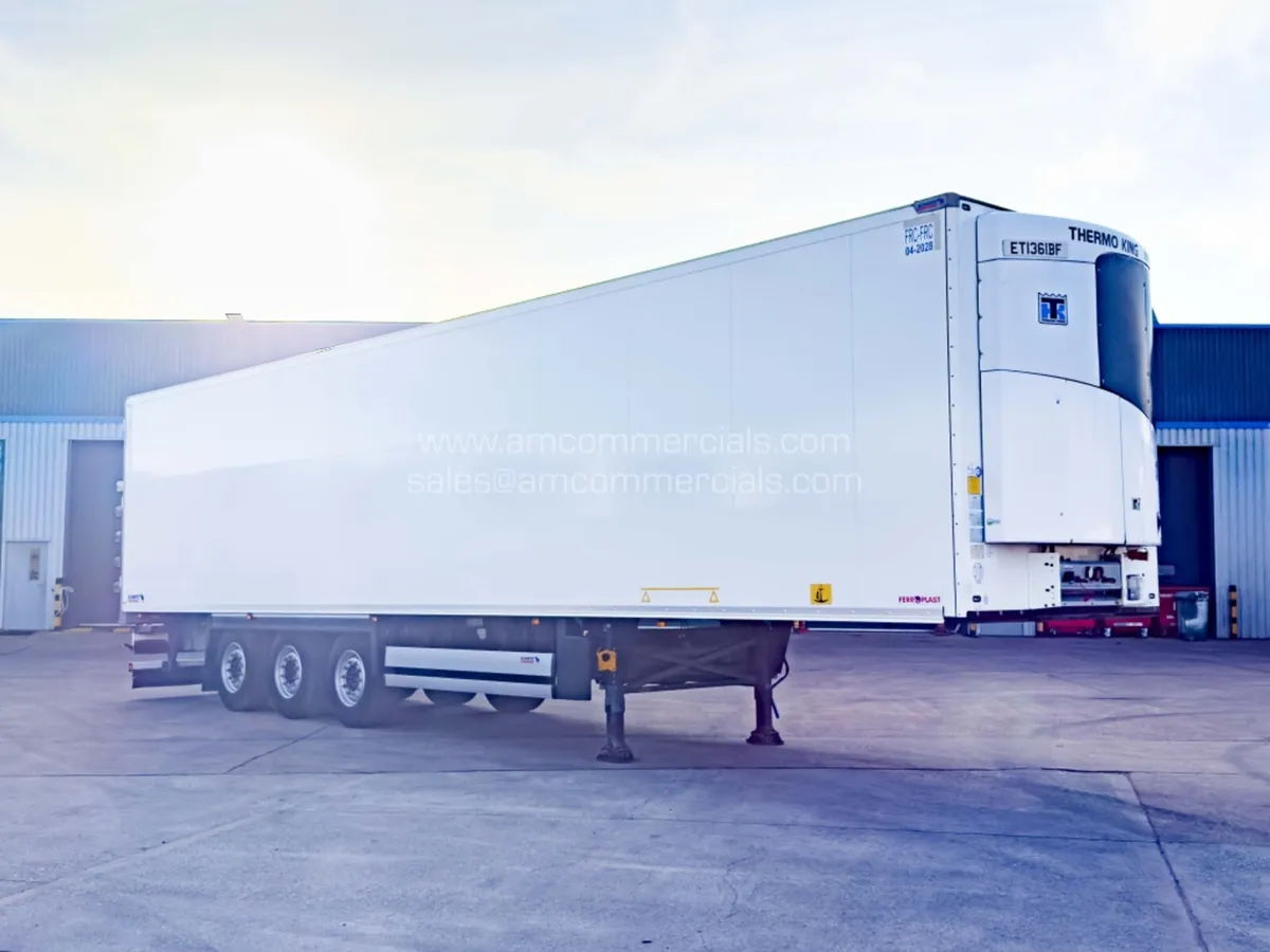 2022 SCHMITZ CARGOBULL MULTI TEMP FRIDGE TRAILER - Image 1
