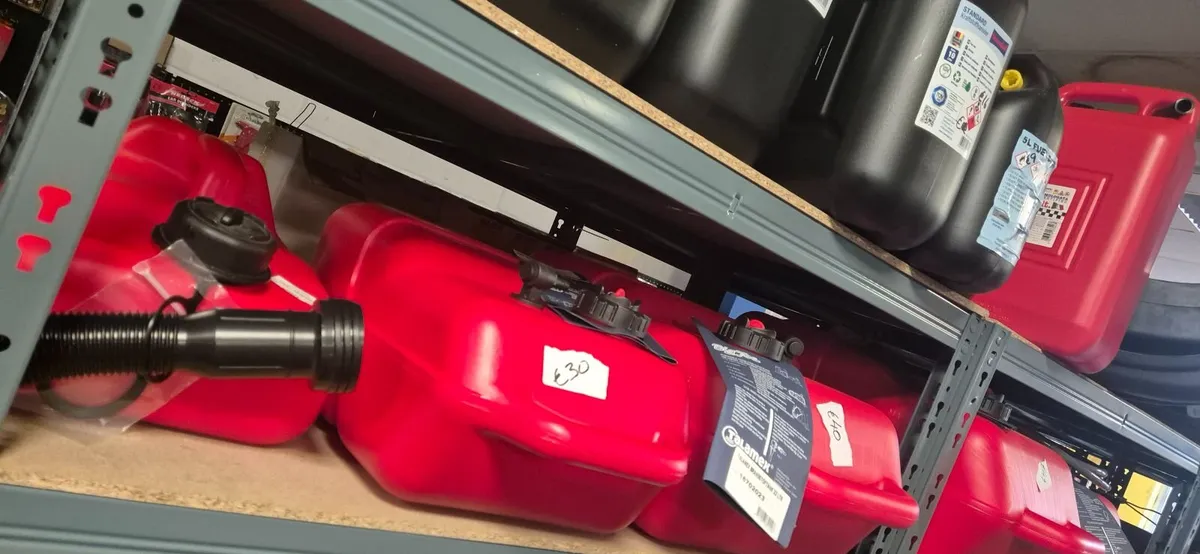 Outboard engine fuel tanks and line