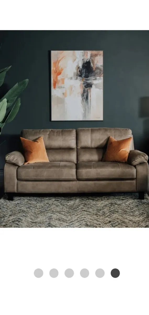 Sitting room sofa - Image 1