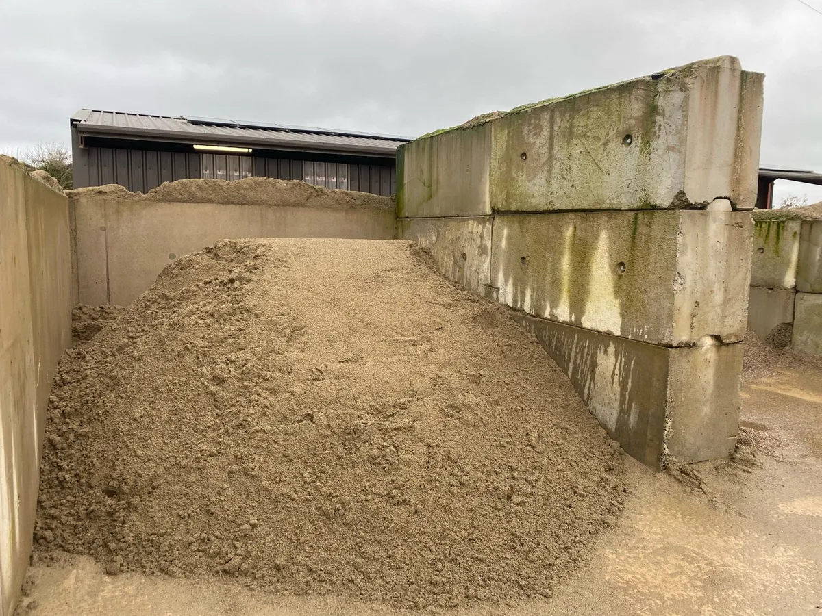 Sand gravel/aggregates - Image 1