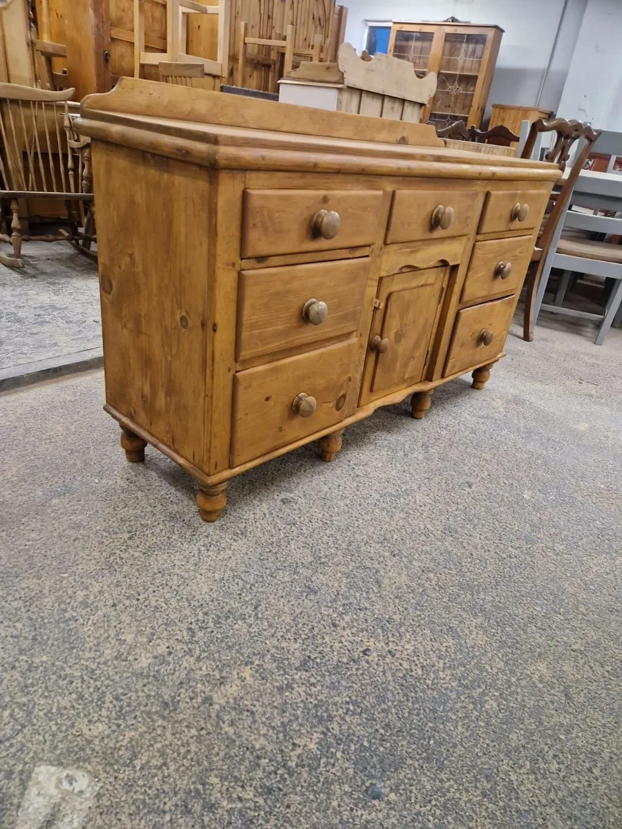 Vintage , early 1900s pine sideboard - Image 2