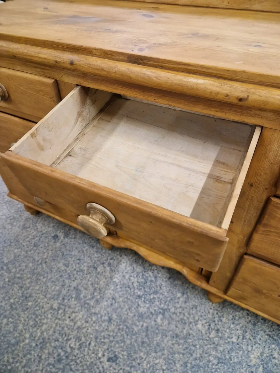 Vintage , early 1900s pine sideboard - Image 3