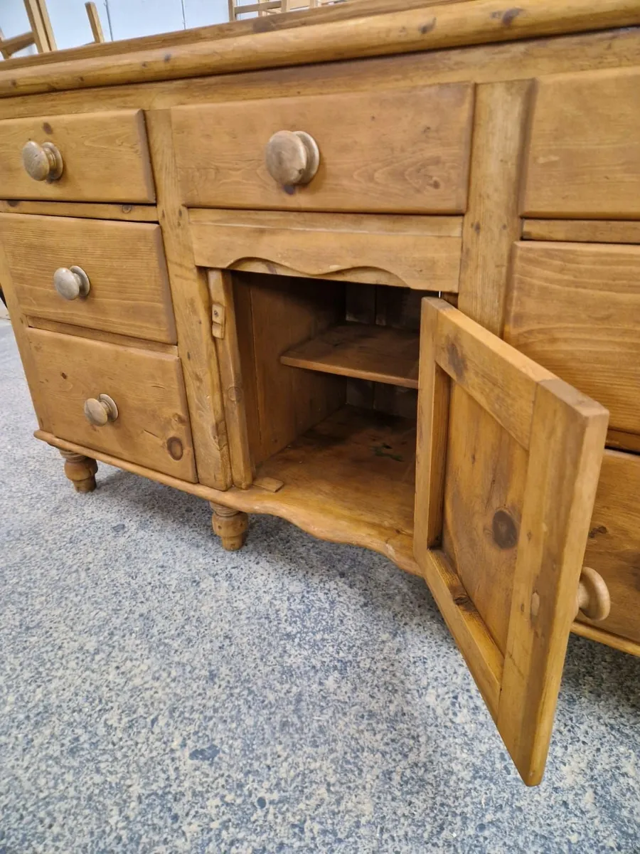 Vintage , early 1900s pine sideboard - Image 4