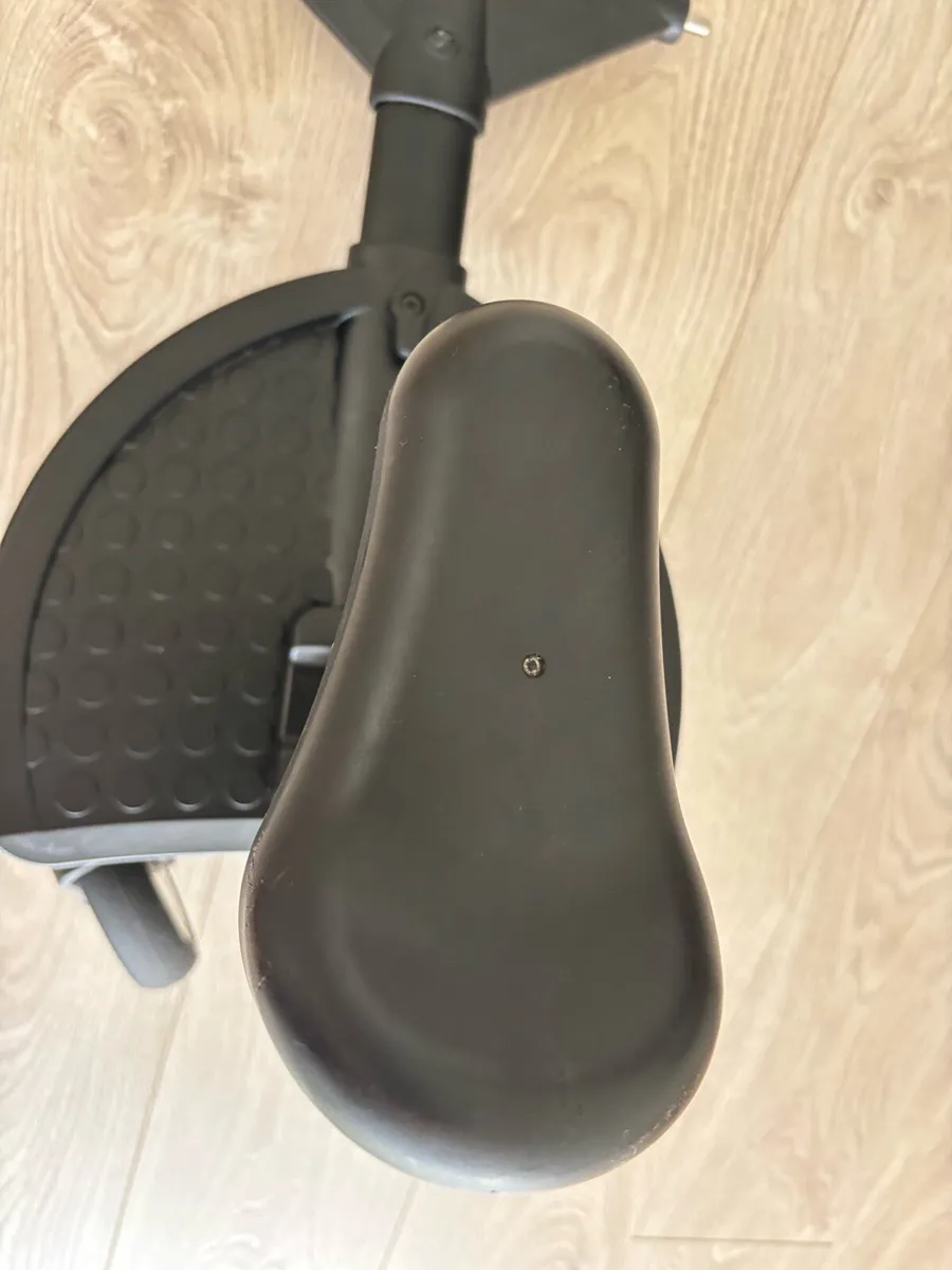 Babyzen YoYo buggy board second child seat - Image 4