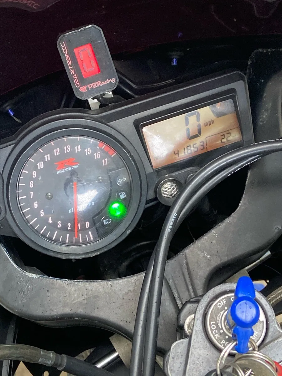 Suzuki gsxr 600 - Image 4