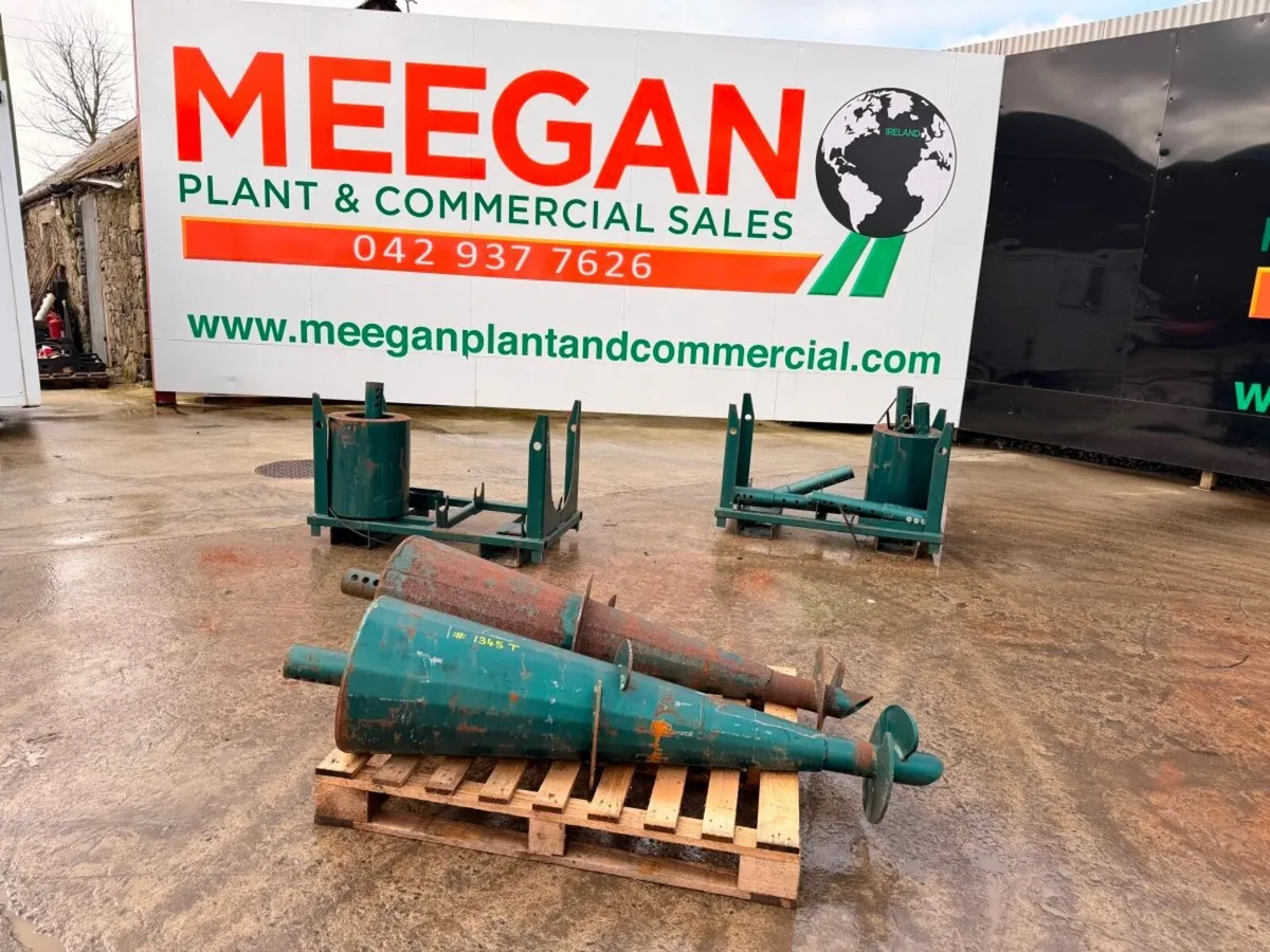 Auger , pile driver , extractor system. - Image 1