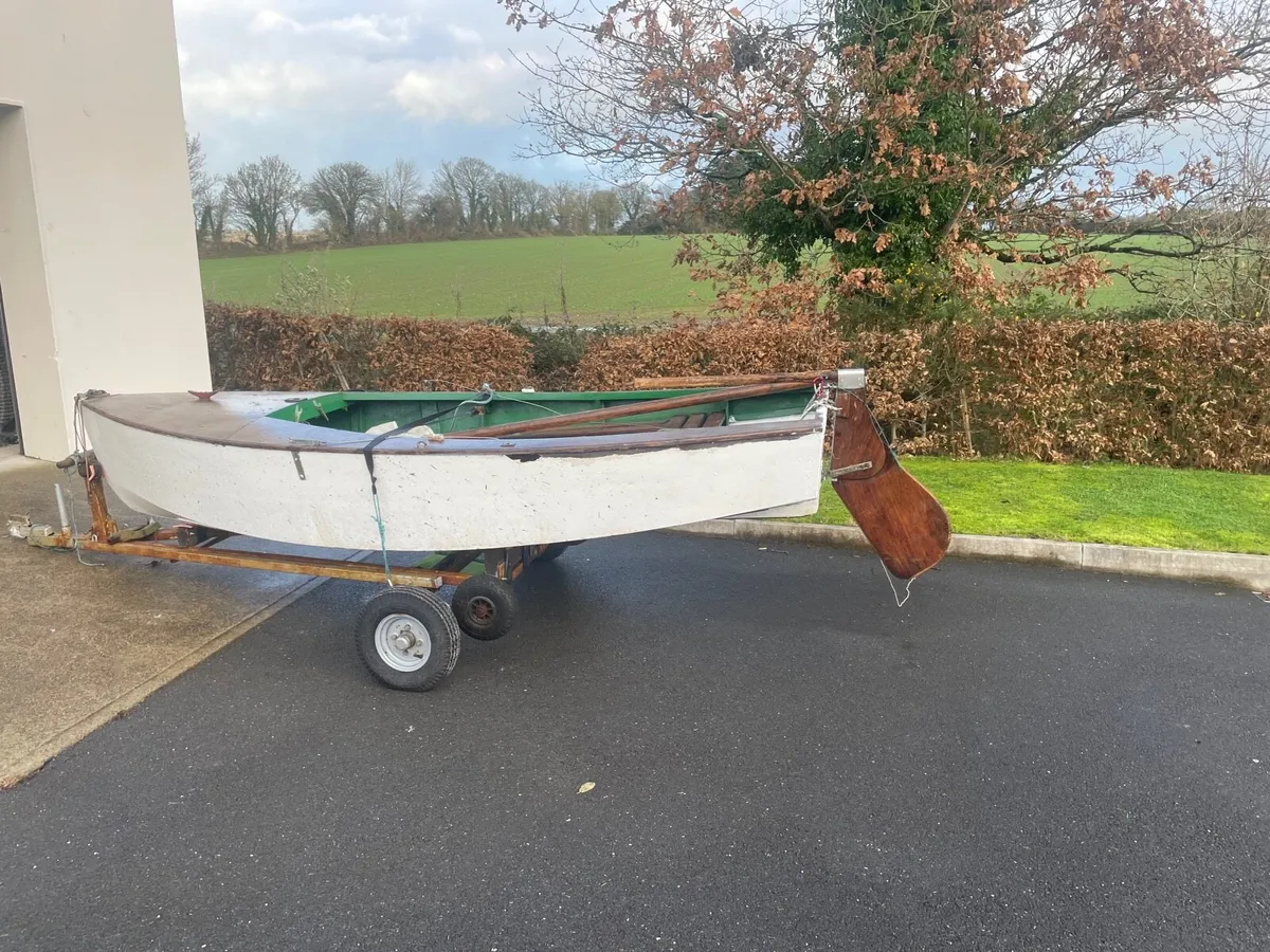 Sailing dinghy boat - Image 4