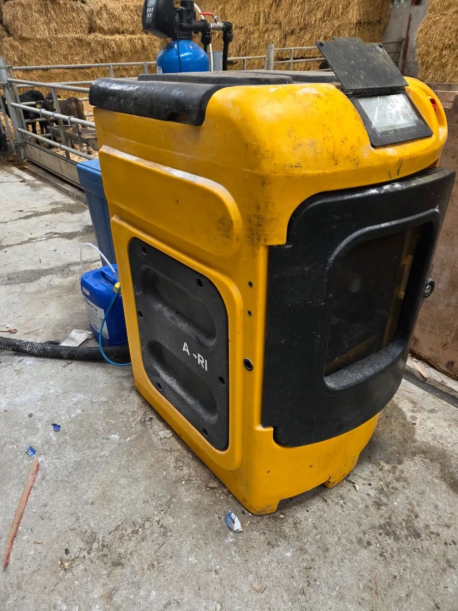 Calf feeder - Image 2