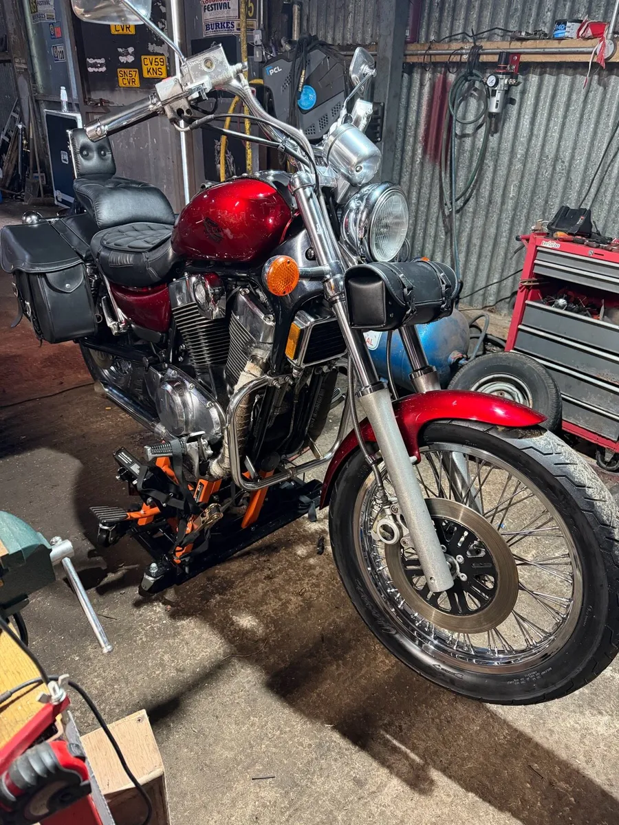 Suzuki VS1400 Intruder - Image 1