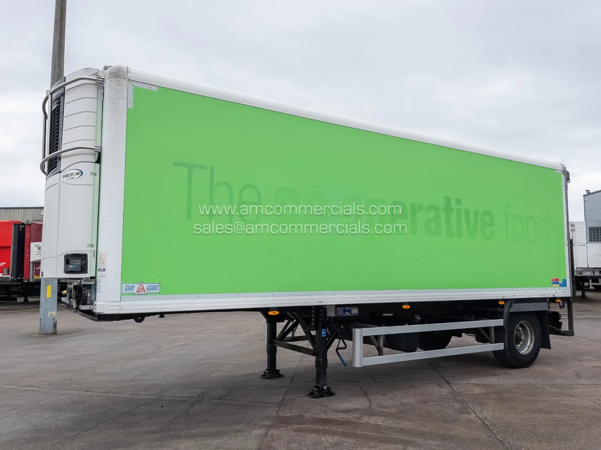 2013 GRAY & ADAMS MULT-TEMP FRIDGE TRAILER - Image 3