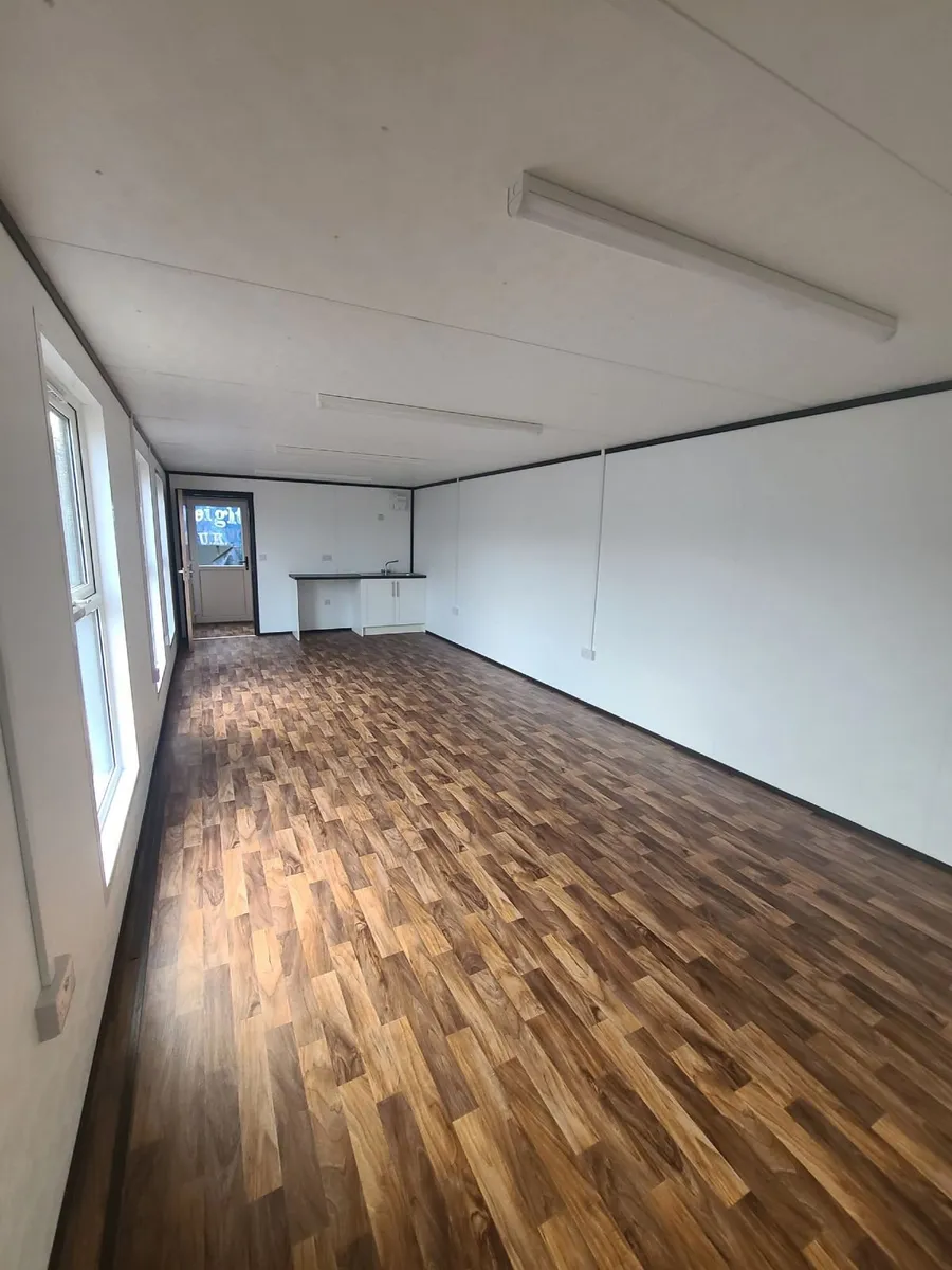 32' x 12' New Luxury Portable Cabin Sale / Hire - Image 2