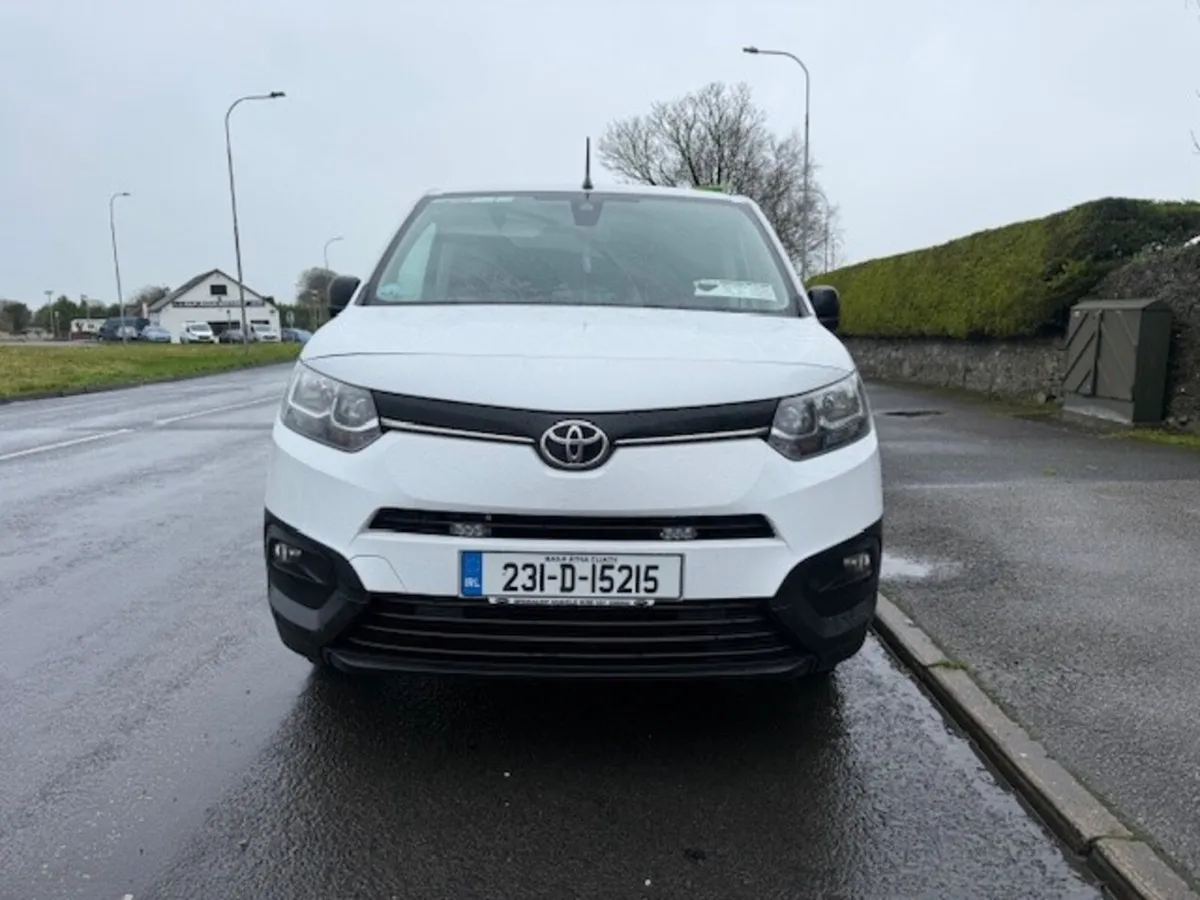 Toyota Proace 2023 - Image 2