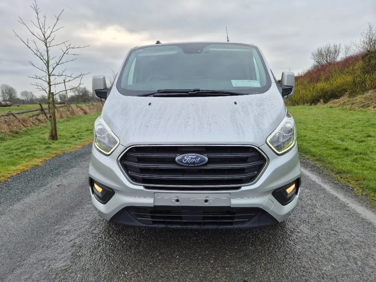 Ford Transit Custom300L LIMITED EDITION 2.0 TD 130 - Image 2