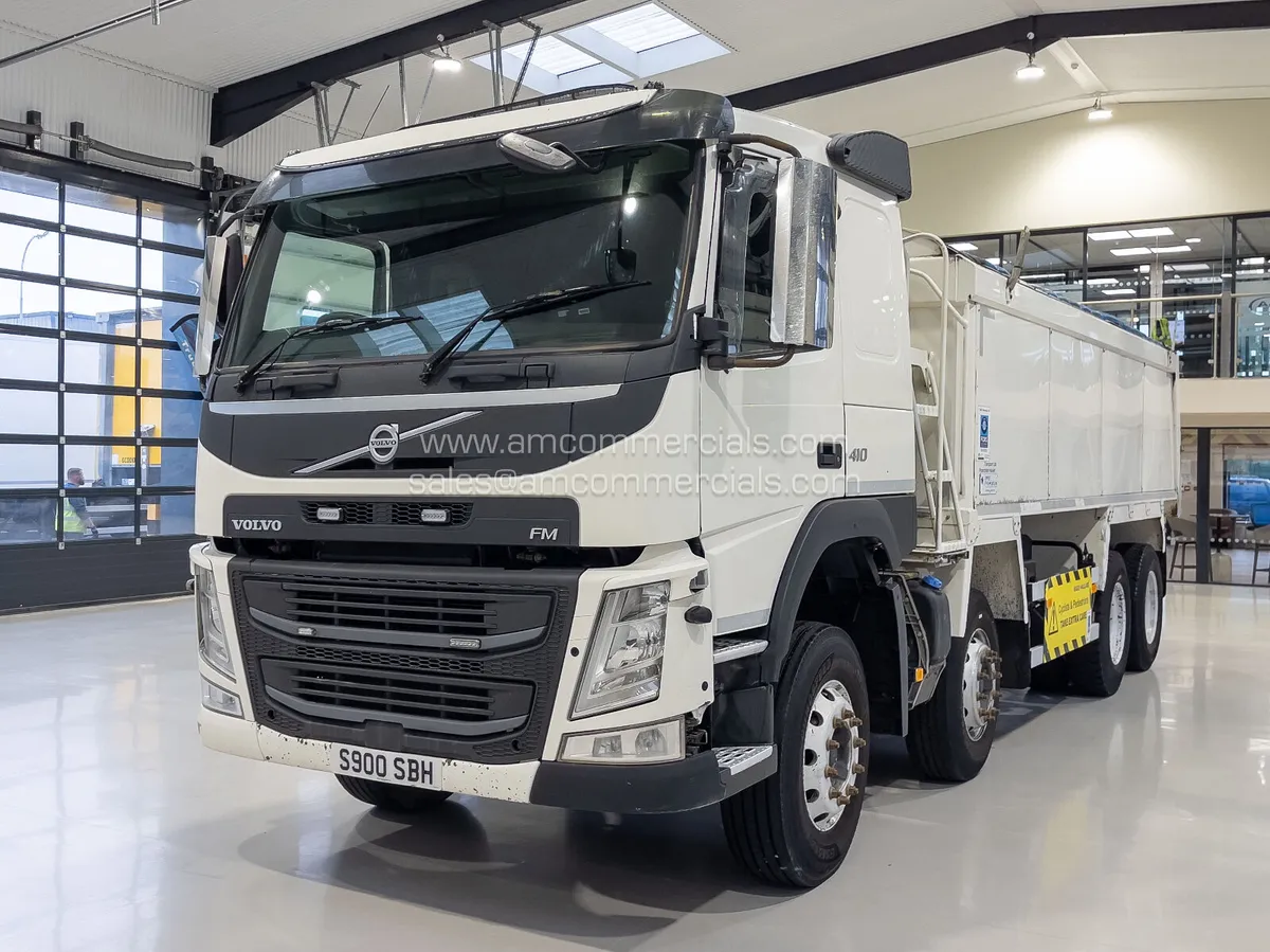 2015 VOLVO FM 410 INSULATED TAR SPEC TIPPER - Image 3