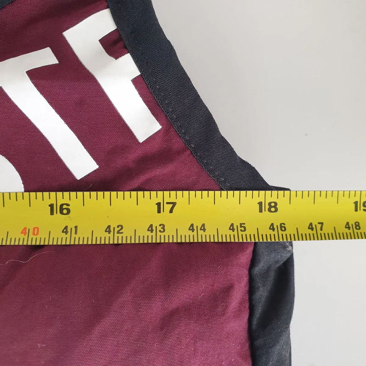 Adidas original gilet size small - Image 4