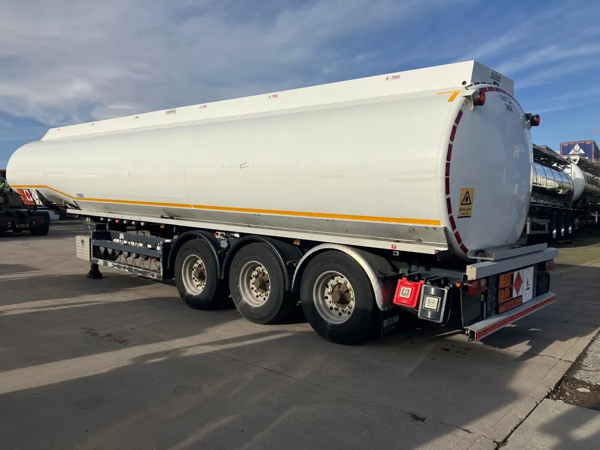 COBO Hnos Fuel Tanker Trailer - Image 4