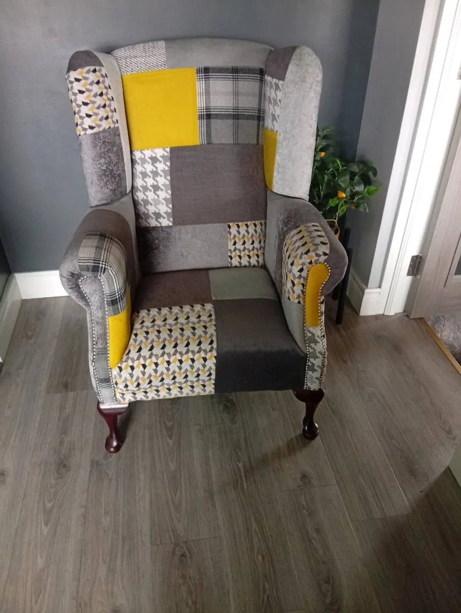 Queen Ann armchair - Image 1