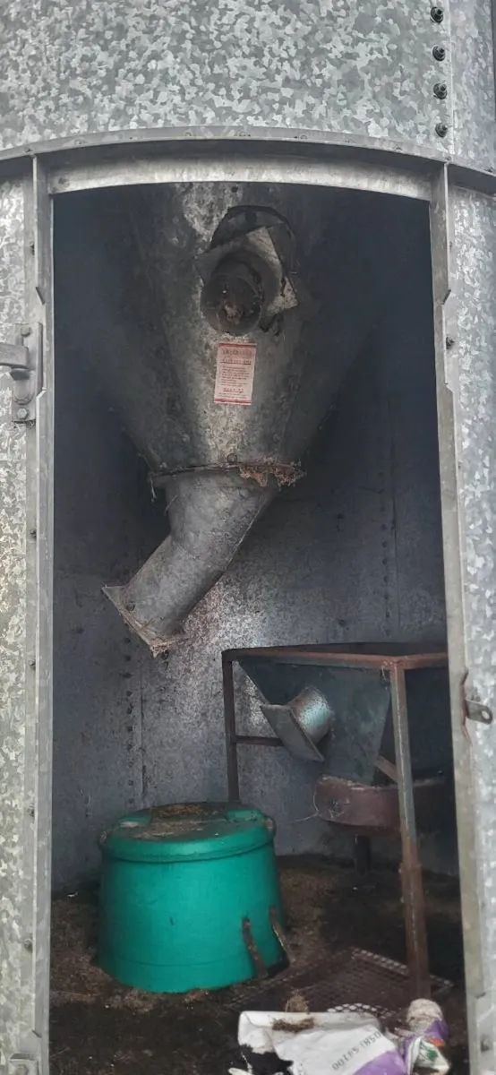 13 ton  meal bin - Image 1